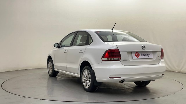 Second-hand 2016 Volkswagen Vento 1.2 TSI Highline BSIV for sale in Bangalore-5