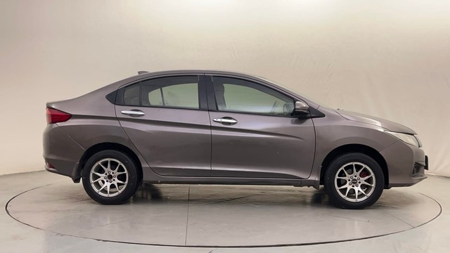 Second-hand 2017 Honda City VX MT for sale in Bangalore-2