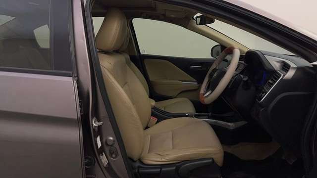 Second-hand 2017 Honda City VX MT for sale in Bangalore-15