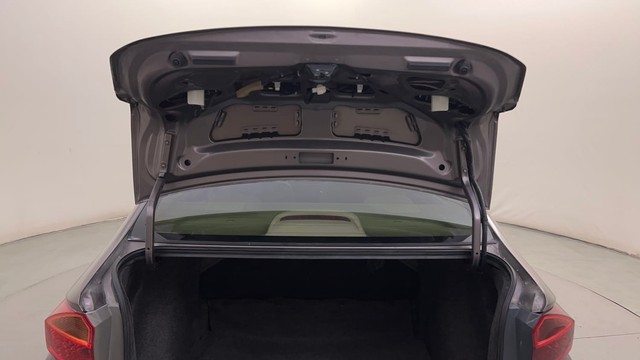 Second-hand 2017 Honda City VX MT for sale in Bangalore-24