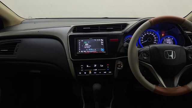 Second-hand 2017 Honda City VX MT for sale in Bangalore-36