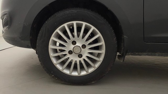 Second-hand 2016 Tata Zest Revotron 1.2 XT for sale in Bangalore-20