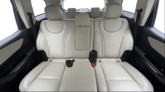 Second-hand 2022 Mahindra XUV700 AX7 AT Luxury Pack BSVI for sale in Gurgaon-23