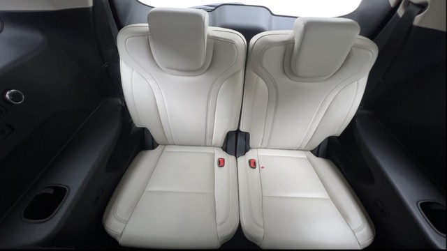 Second-hand 2022 Mahindra XUV700 AX7 AT Luxury Pack BSVI for sale in Gurgaon-30