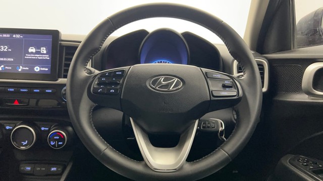 Second-hand 2022 Hyundai Venue SX BSVI for sale in Kolkata-23