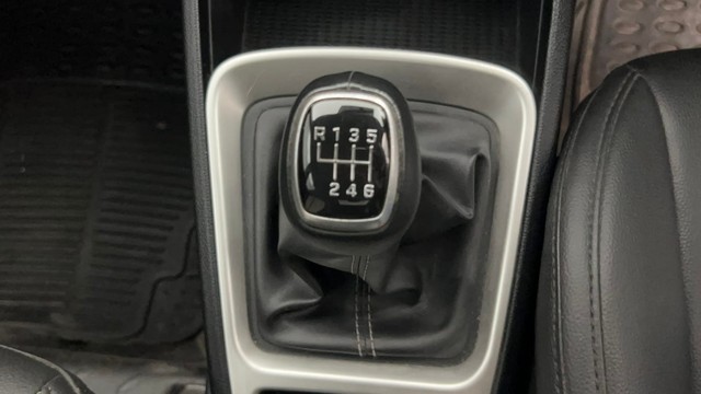 Second-hand 2022 Hyundai Venue SX BSVI for sale in Kolkata-12