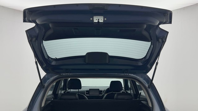 Second-hand 2022 Hyundai Venue SX BSVI for sale in Kolkata-31