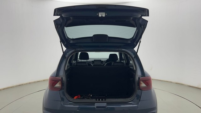 Second-hand 2022 Hyundai Venue SX BSVI for sale in Kolkata-9