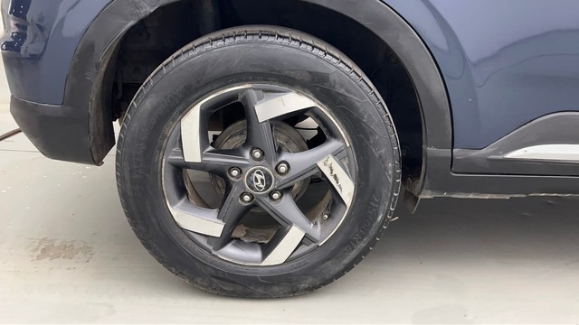 Second-hand 2022 Hyundai Venue SX BSVI for sale in Kolkata-18