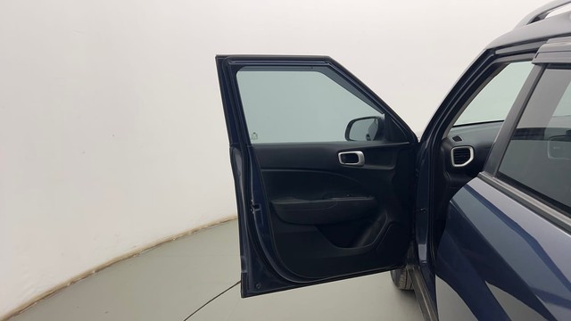 Second-hand 2022 Hyundai Venue SX BSVI for sale in Kolkata-34