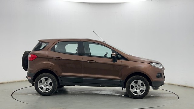 Second-hand 2017 Ford Ecosport Trend for sale in Kolkata-2
