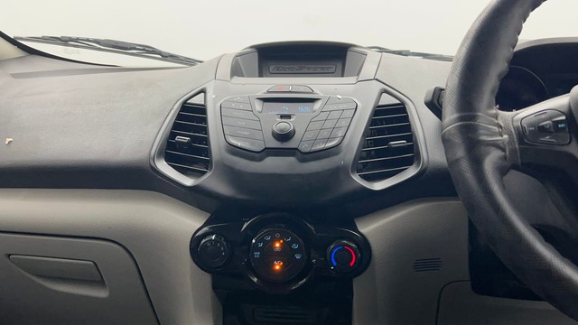 Second-hand 2017 Ford Ecosport Trend for sale in Kolkata-24