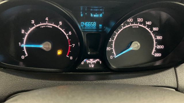 Second-hand 2017 Ford Ecosport Trend for sale in Kolkata-13