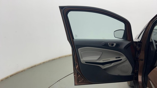 Second-hand 2017 Ford Ecosport Trend for sale in Kolkata-25