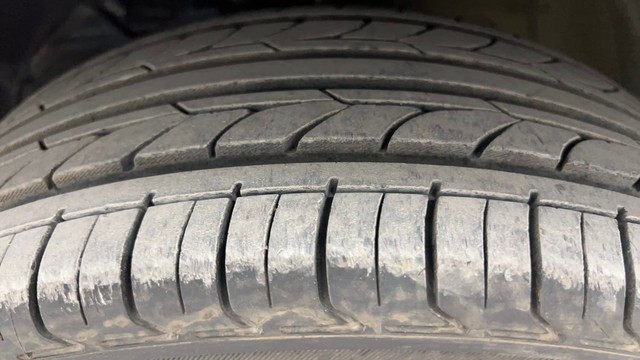 Second-hand 2019 Maruti Suzuki Baleno Zeta Diesel for sale in Pune-24