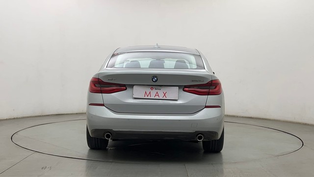 Second-hand 2020 BMW 6 Series GT 620d Luxury Line for sale in Mumbai-4