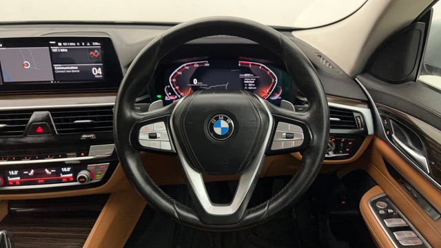 Second-hand 2020 BMW 6 Series GT 620d Luxury Line for sale in Mumbai-33