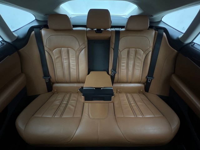 Second-hand 2020 BMW 6 Series GT 620d Luxury Line for sale in Mumbai-34