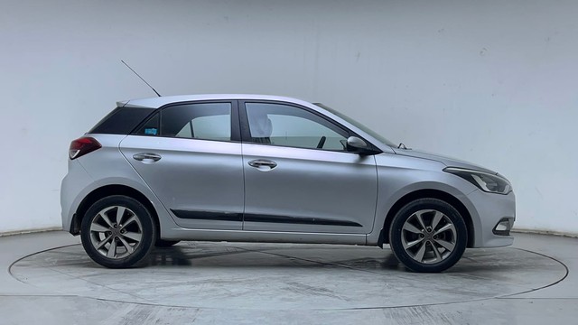 Second-hand 2015 Hyundai i20 1.4 Asta for sale in Hyderabad-2