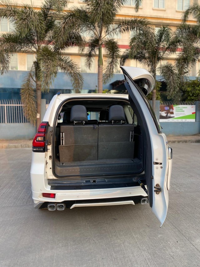 Second-hand 2012 Toyota Land Cruiser Prado TX for sale in Pune-17