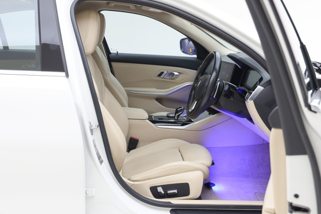 Second-hand 2022 BMW 3 Series 330i Sport for sale in Gurgaon-12