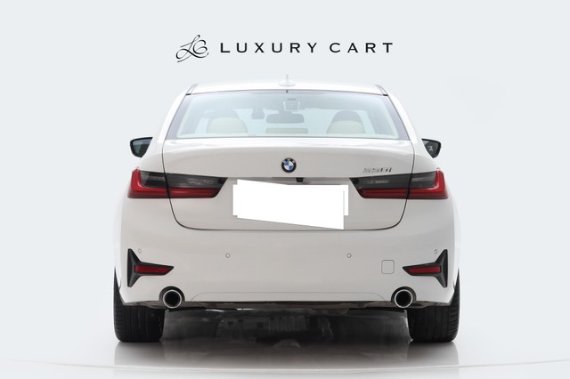 Second-hand 2022 BMW 3 Series 330i Sport for sale in Gurgaon-2