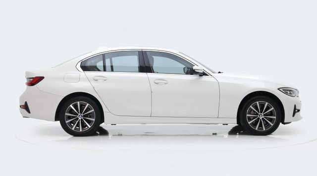 Second-hand 2022 BMW 3 Series 330i Sport for sale in Gurgaon-1