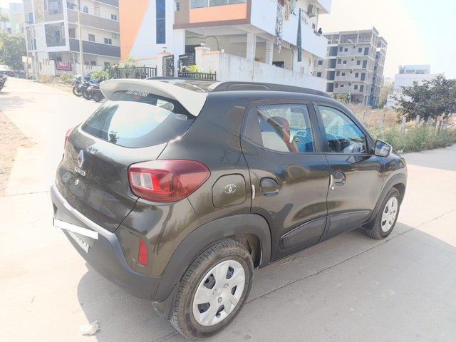 Second-hand 2023 Renault KWID 1.0 RXT for sale in Hyderabad-2
