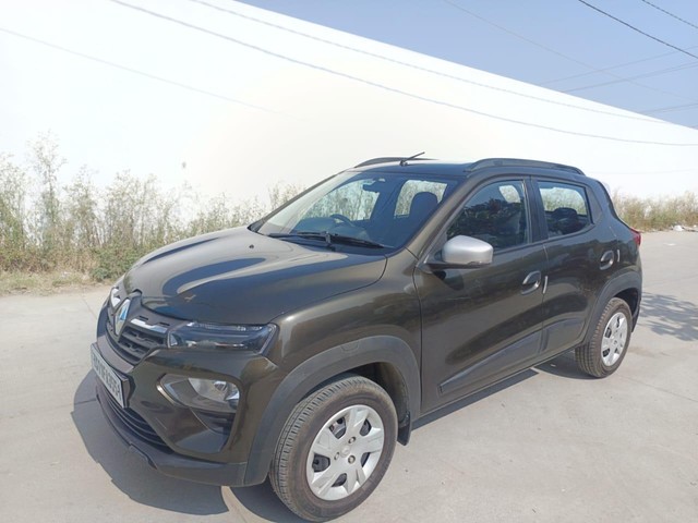 Second-hand 2023 Renault KWID 1.0 RXT for sale in Hyderabad-7
