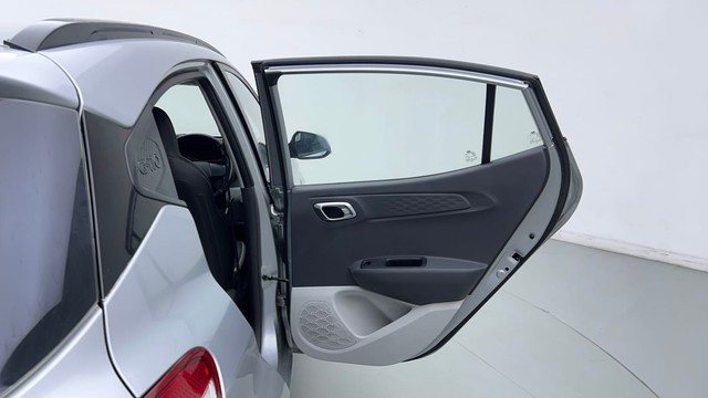 Second-hand 2020 Hyundai Grand i10 1.2 Kappa Sportz BSIV for sale in New Delhi-27