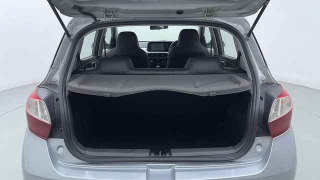 Second-hand 2020 Hyundai Grand i10 1.2 Kappa Sportz BSIV for sale in New Delhi-9