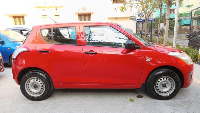 Maruti Suzuki Swift LXI Option Second-hand 2016 Maruti Suzuki Swift LXI Option for sale in Chennai-5