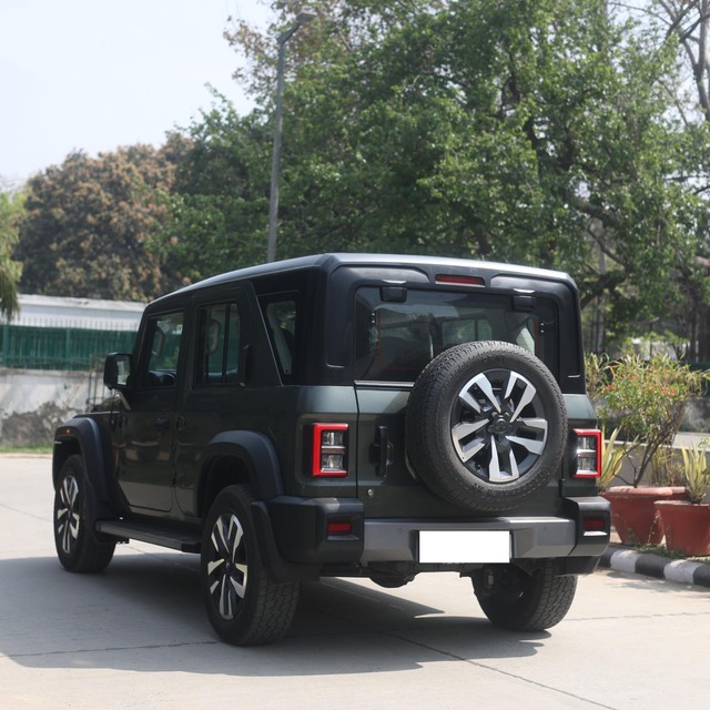 Second-hand 2025 Mahindra Thar ROXX AX7L 4WD Diesel AT for sale in New Delhi-5
