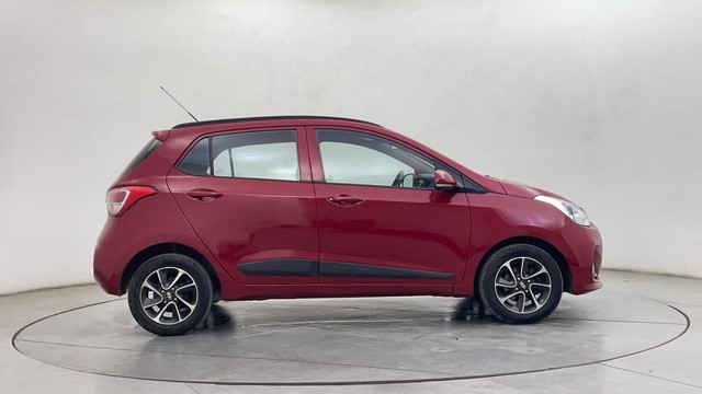 Second-hand 2017 Hyundai Grand i10 1.2 Kappa Sportz Option AT for sale in Chennai-2