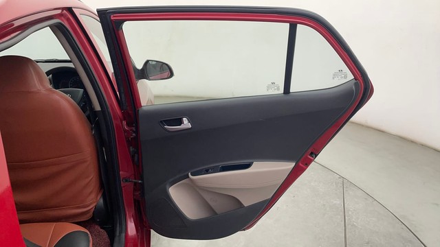 Second-hand 2017 Hyundai Grand i10 1.2 Kappa Sportz Option AT for sale in Chennai-25