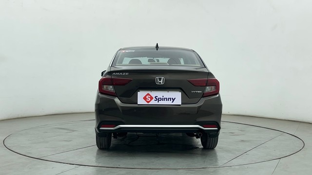 Second-hand 2023 Honda Amaze VX CVT Petrol for sale in Chennai-4