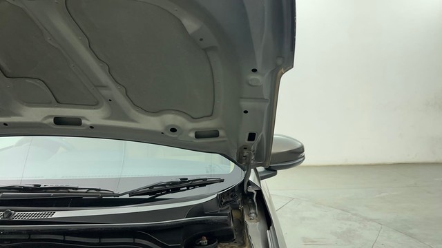 Second-hand 2023 Honda Amaze VX CVT Petrol for sale in Chennai-29