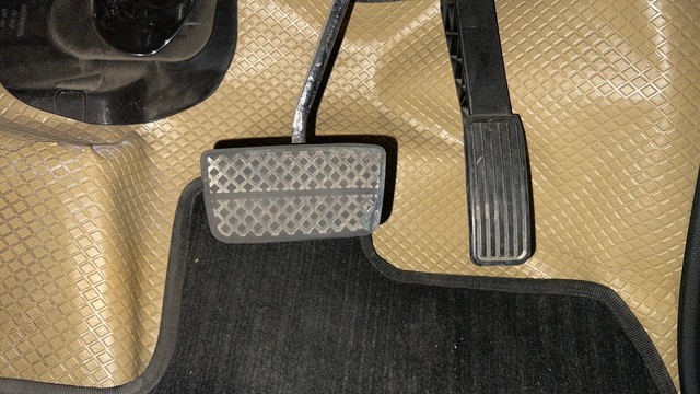 Second-hand 2023 Honda Amaze VX CVT Petrol for sale in Chennai-14