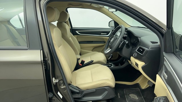 Second-hand 2023 Honda Amaze VX CVT Petrol for sale in Chennai-15