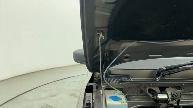 Second-hand 2016 Renault KWID RXT for sale in Chennai-31