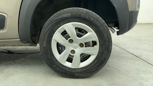 Second-hand 2016 Renault KWID RXT for sale in Chennai-19