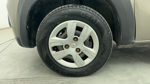 Second-hand 2016 Renault KWID RXT for sale in Chennai-20