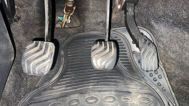 Second-hand 2016 Renault KWID RXT for sale in Chennai-14