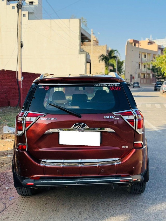 Second-hand 2018 Mahindra XUV500 W11 FWD Diesel for sale in Jaipur-1