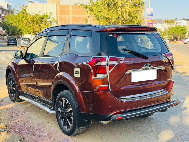 Second-hand 2018 Mahindra XUV500 W11 FWD Diesel for sale in Jaipur-5