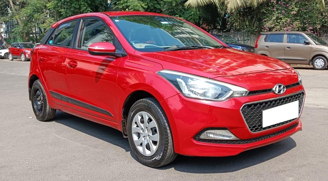 Second-hand 2015 Hyundai i20 Sportz 1.2 for sale in Mumbai-5