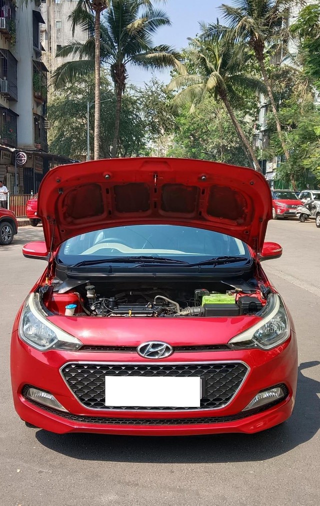Second-hand 2015 Hyundai i20 Sportz 1.2 for sale in Mumbai-14