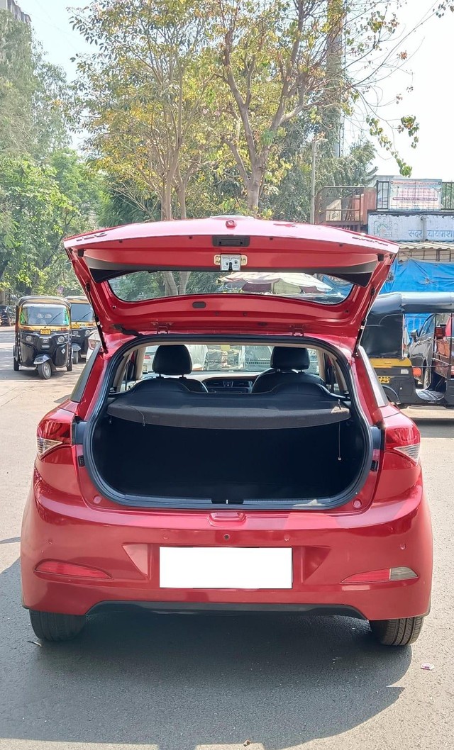 Second-hand 2015 Hyundai i20 Sportz 1.2 for sale in Mumbai-17