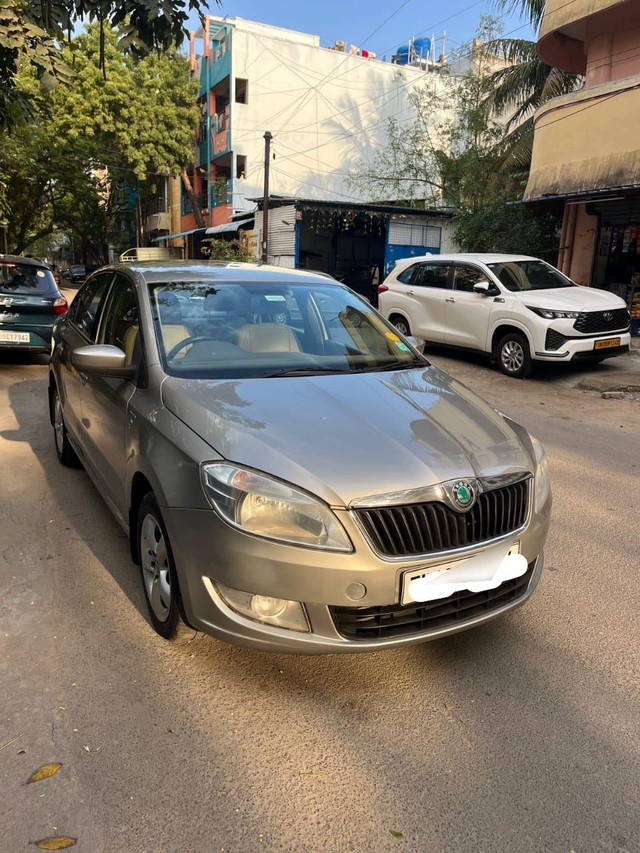 Second-hand 2013 Skoda Rapid Ultima 1.6 TDI Elegance for sale in Chennai-9