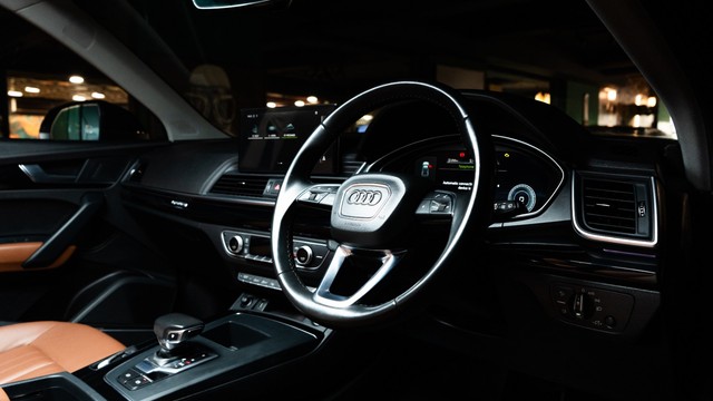 Audi Q5 Technology BSVI Second-hand 2023 Audi Q5 Technology BSVI for sale in New Delhi-14